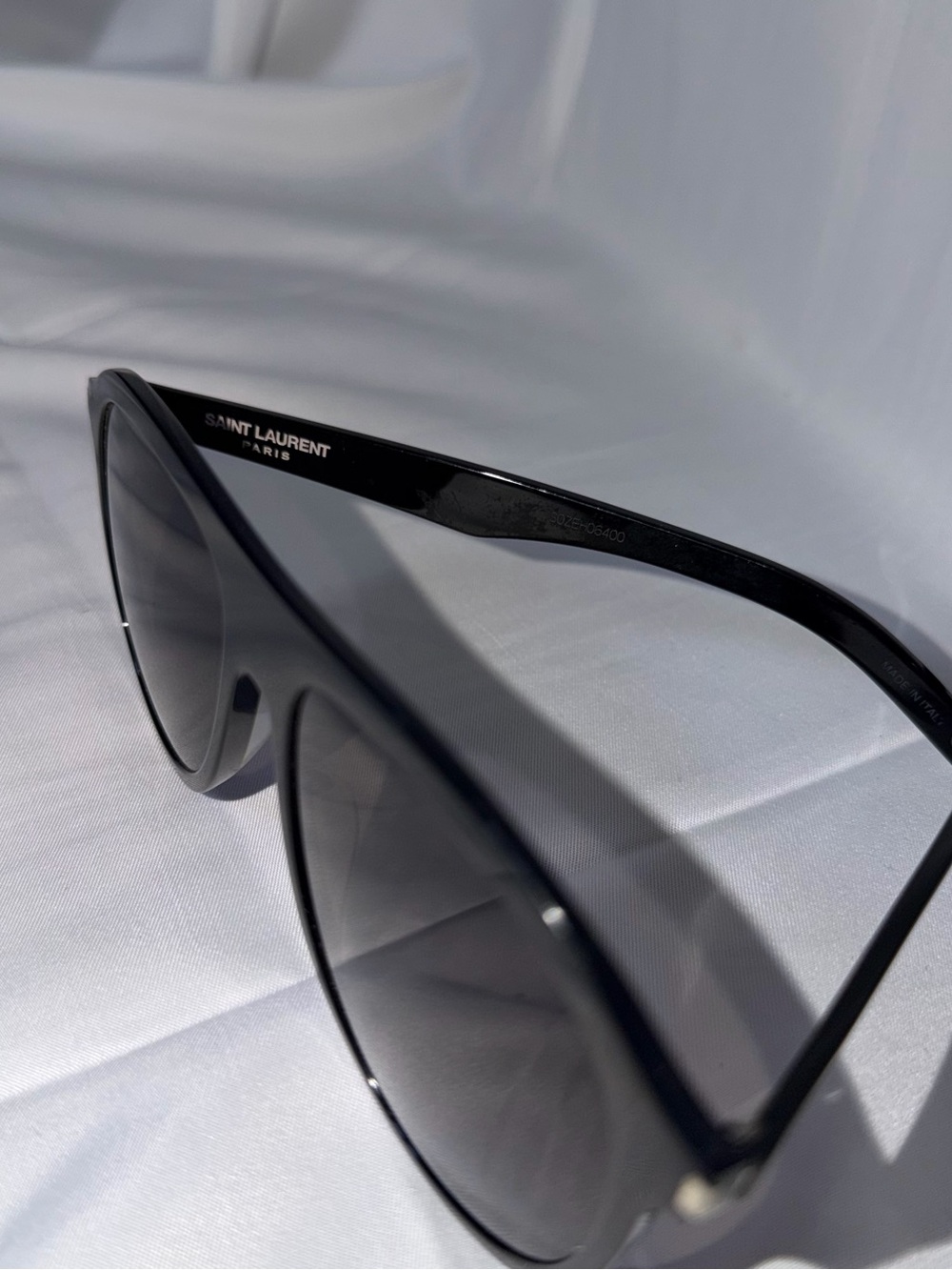 Saint Laurent Black Sunglasses with Dark Lenses - Picture 5 of 6